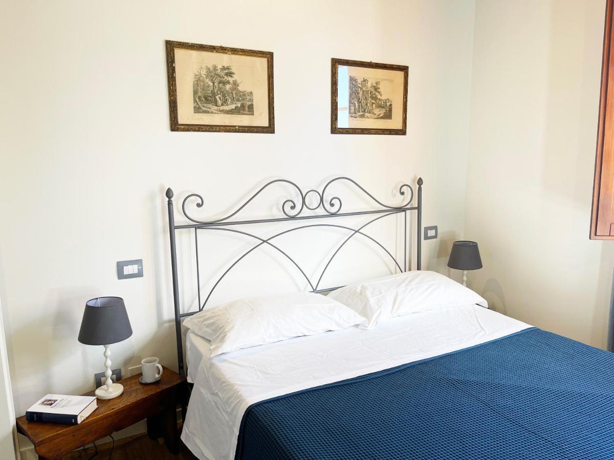 Oliveta Blu: Elegante A Due Passi Dal Centro Appartement Siena Buitenkant foto